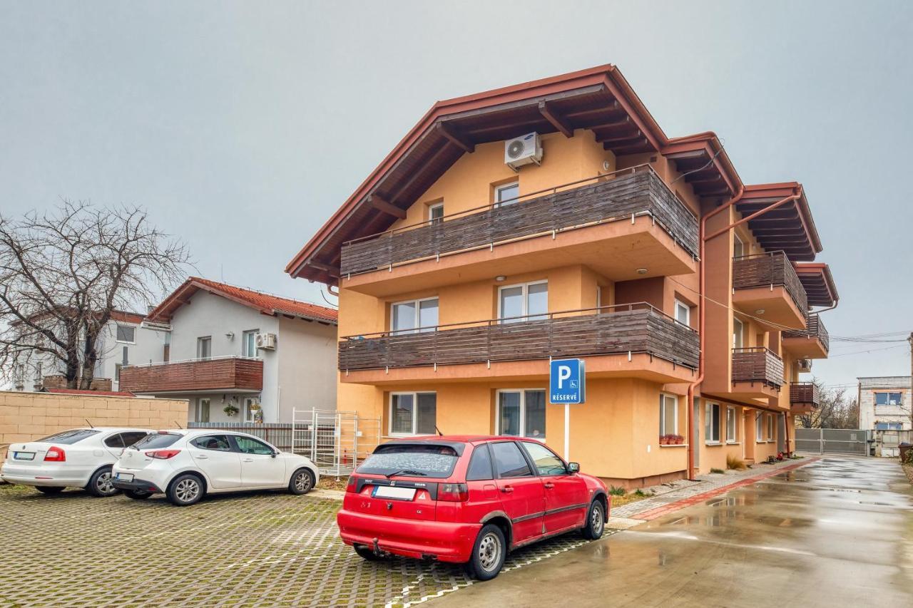 Cutie Apartment Bratislava Exterior foto