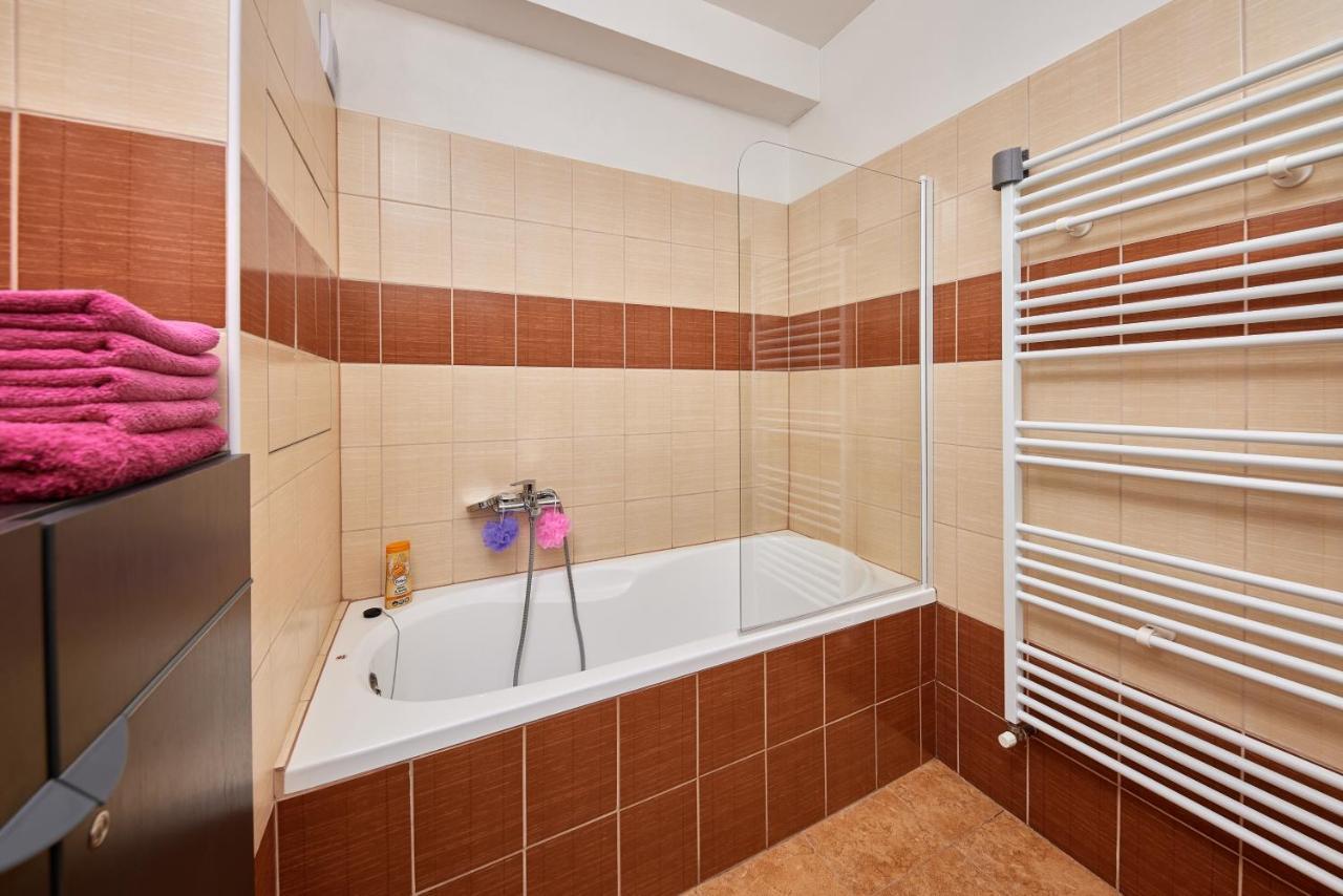 Cutie Apartment Bratislava Exterior foto